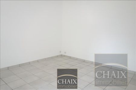 Appartement 3 pièces 69m2 MARSEILLE 5EME 1 105 euros - Photo 5