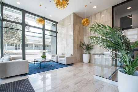 Furnished Luxury Grammar Apt – Bills Included - Photo 5