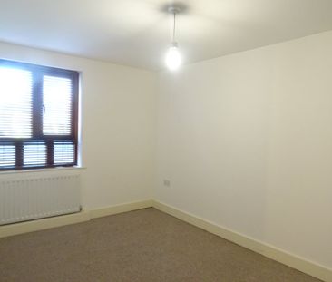 2 Bed, Apartment - Photo 6