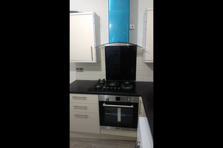 Studio Flat, Spencer Road, IG3 - Photo 3