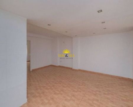 THREE-BEDROOM APARTMENT – ALICANTE - Photo 5