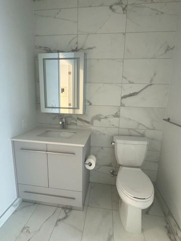 For Lease - 8 Cumberland Street Unit# 1304, Toronto, Ontario - Photo 4