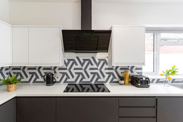 Spitalfield #53 - Photo 1