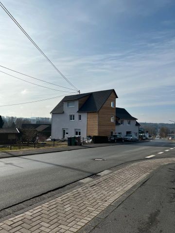 Moderne Dachgeschosswohnung mit ca. 59 m2 zum 1.4.2026 - Photo 2