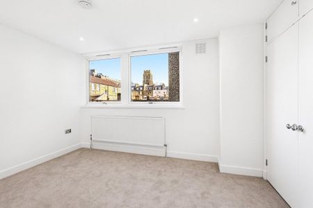 3 bedroom flat to rent - Photo 5