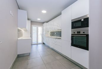 Apartamento T3 em Lisboa