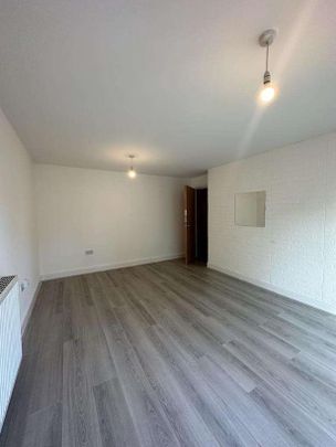 Black Eagle Drive, Northfleet, DA11 - Photo 1