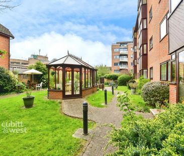 1 bedroom retirement property to rent - Photo 4