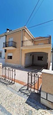 Moradia T4 - Photo 1