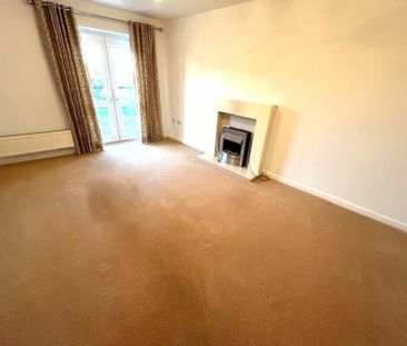 Halliwell Crescent, Preston - Photo 1