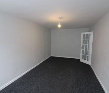 2 bedroom maisonette to rent - Photo 5