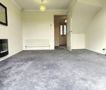 2 bedroom end of terrace house to rent - Photo 1