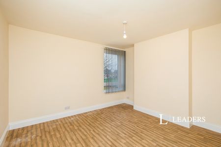 2 bedroom apartment to rent Radford Road, NG7 - Photo 4
