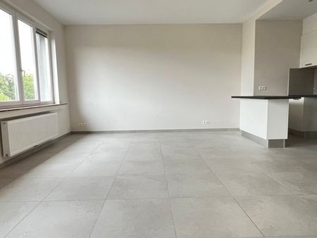 Appartement te huur - Foto 3