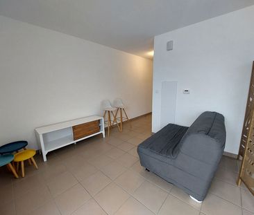 Location Appartement 1 pièce 27m² - Photo 2