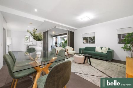 FURNISHED SINGLE ROOM IN PRIME LOCATION WITH BILLS INCLUDED - Photo 5