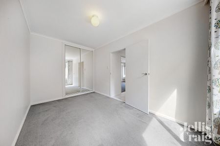 2/1C Kangaroo Road, Murrumbeena - Photo 5