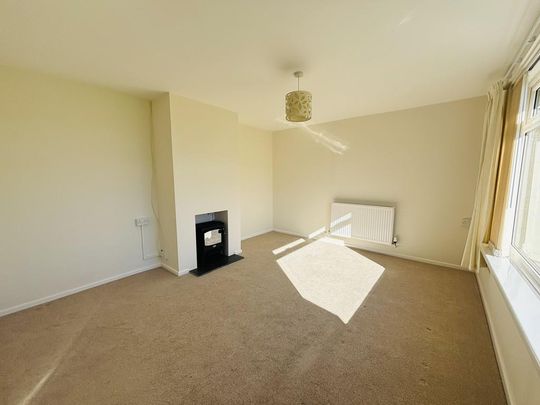 3 bedroom detached bungalow to rent - Photo 1