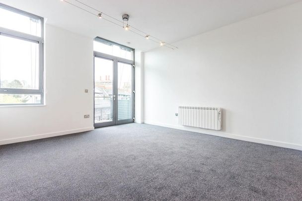 2 bedroom flat to rent - Photo 1