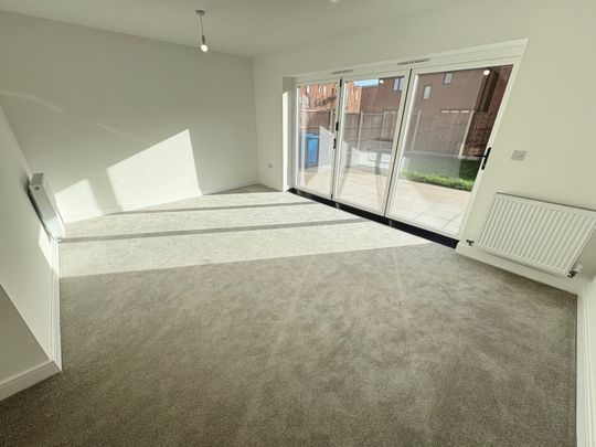 Wade Close - Photo 1