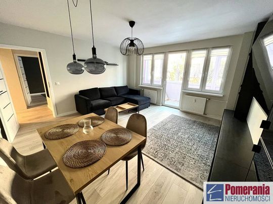 os. Bukowe, Fioletowa - Zdjęcie 1