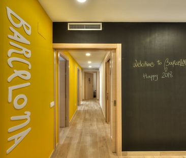 Travessera de Gràcia, Barcelona, Catalonia 08021 - Photo 5