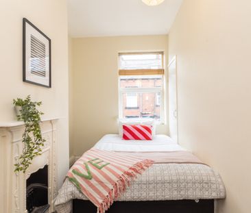 45 Headingley Avenue, Headingley, Leeds, LS6 3ER - Photo 5