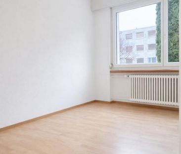 Affordable 3.5-room ground floor apartment in a quiet location - Photo 3