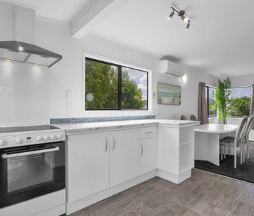 WAIUKU, 2 BEDROOMS - Photo 3