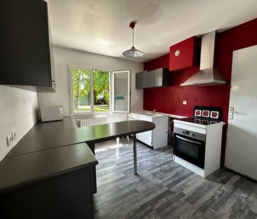 Location Maison 6 pièces 109m² - Photo 4