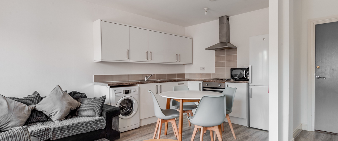 Paul Street Room 1 - Photo 1