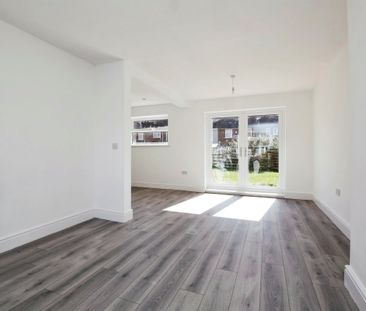 Airdrie Grove - Photo 2