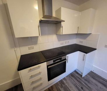 Luton, LU2 - Photo 5