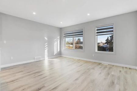 9640 158 Street Northwest — 3 Bedroom - Photo 4