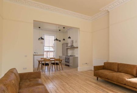 1, 19 College Gardens, Belfast, BT9 6FU - Photo 2