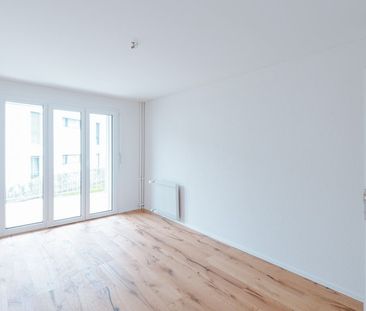 MODERNE UND CHARMANTE WOHNUNG SUCHT NACHMIETER - Foto 1