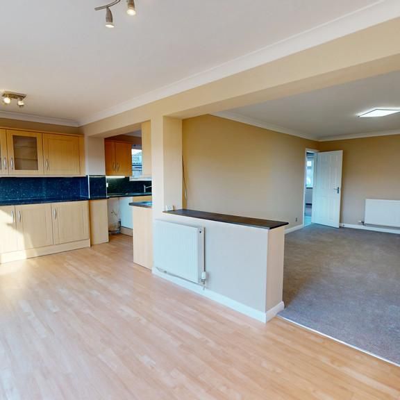 2 bedroom semi-detached bungalow to rent - Photo 1