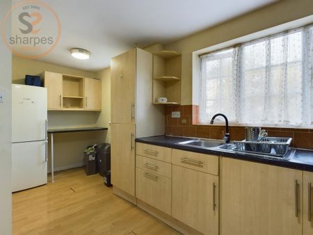 4 bedroom house to rent - Photo 4