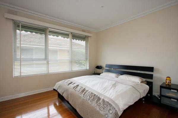 Spacious 2-Bedroom Unit in Prime Location! - Photo 1