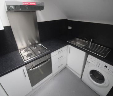 1 bedroom flat to rent - Photo 6