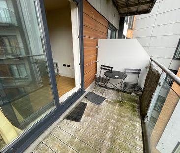 2 bedroom to let - Photo 1