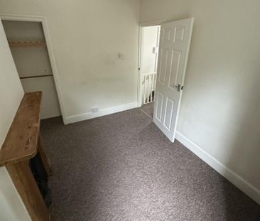 2 bedroom House To Let - Photo 1