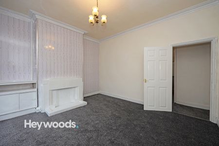2 bed terraced house to rent in Manor Street, Stoke-on-Trent, Staffordshire - Photo 4