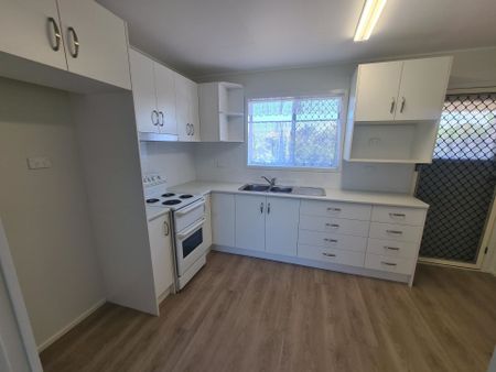 Renovated Unit - Suit Mature Aged - Photo 2