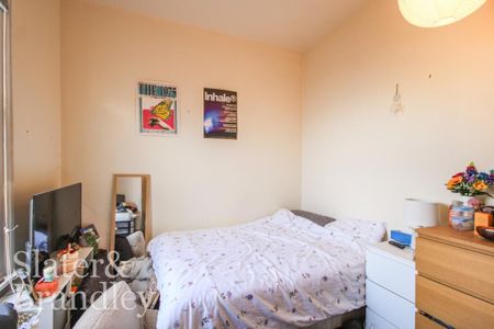 9 bedroom semi-detached house to rent - Photo 4