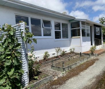 Charming 2-Bedroom Unit for Rent near the Heart of Richmond - Photo 3