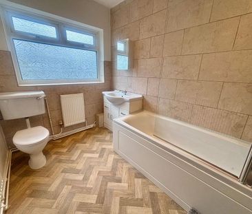 3 bedroom terraced house to rent - Photo 2