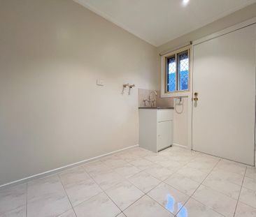 3 Bedroom Family Home - Photo 6