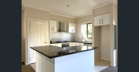 3 Bedroom Unit in Prime Location - Photo 5