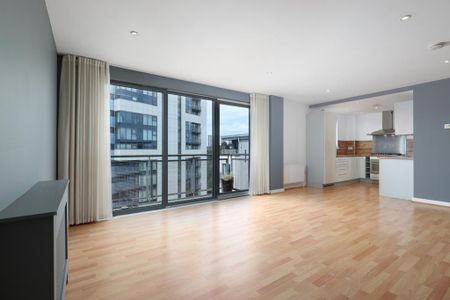 2 bedroom apartment to rent - Photo 4